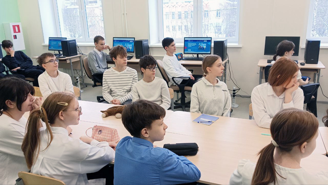 Урок Цифры по теме: «Анализ данных: как алгоритмы помогают находить нужное каждому»